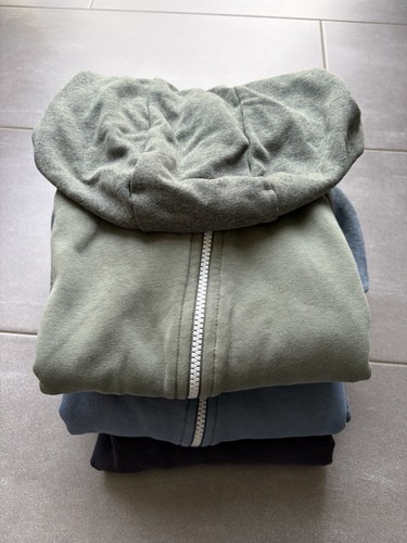 Konvolut 3 kapuzenpullover - /,