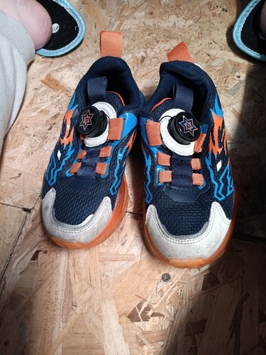 Kinderschuhe